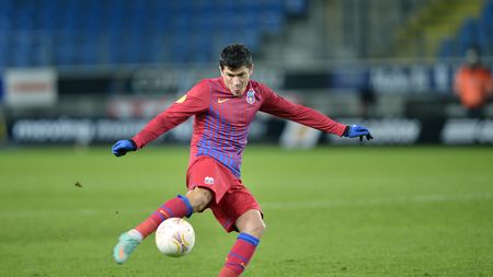 INCREDIBIL! De asta i se spune RegheMeister!** Imagini RARE: ce l-a pus Reghecampf să facă pe "Rocky" Tănase în dimineața meciului! FOTO EXCLUSIV 