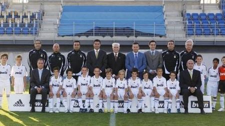 Micii "galactici" Craiu și Lungu fac senzație în tricoul lui Real!** VEZI ce au făcut juniorii români