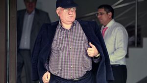 Încă o echipă dispare de pe harta Ligii 1:** "Rapid va intra în insolvență! Trebuie să o cumpere cineva" Dragomir trage linie și anunță plecarea lui Copos