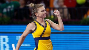 „Hai, lovește-o!" Simona Halep, mostră de automotivare în meciul câștigat cu Anastasia Potapova la Moscova | VIDEO