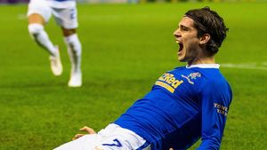 Anunț fabulos la început de an pentru Ianis Hagi! Ce i-a transmis antrenorul starului lui Rangers | EXCLUSIV