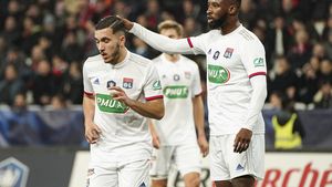 Real Madrid insistă pentru noua "perlă" din Europa! Dezvăluiri despre colegul lui Tătărușanu, care face deja senzație la 16 ani: "L-a vrut și Manchester United"