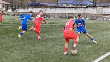 ACSM Reșița a început seria amicalelor cu un test lejer. A învins liderul din Liga 4 Mehedinți și a avut printre marcatori un atacant aflat în probe