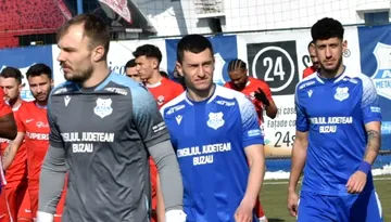 Metalul Buzău, un punct în 2025 și va începe play-out-ul cu moral slab. A pierdut cu ACSM Reșița, iar Valentin Stan a fost dezamăgit de jucători: ”Avem emoții în privința retrogradării”