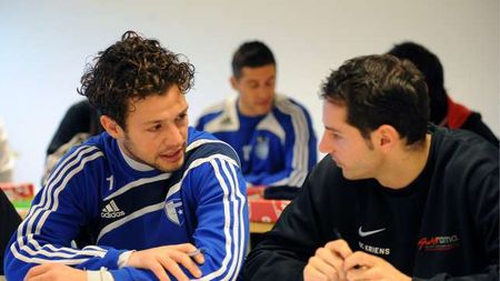 "Piss-skandale". Fanii unei echipe din liga a patra elvețiană i-au înlocuit apa din bidon cu urină portarului advers