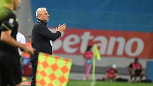 Gigi Becali a luat decizia și l-a făcut pe Marius Șumudică să reacționeze în direct: „Bravo, domnule!”