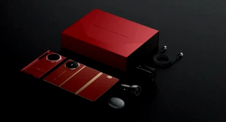 Noul telefon tri-fold de la Huawei, Mate XTs, va fi lansat curând. Cât ar putea să coste?