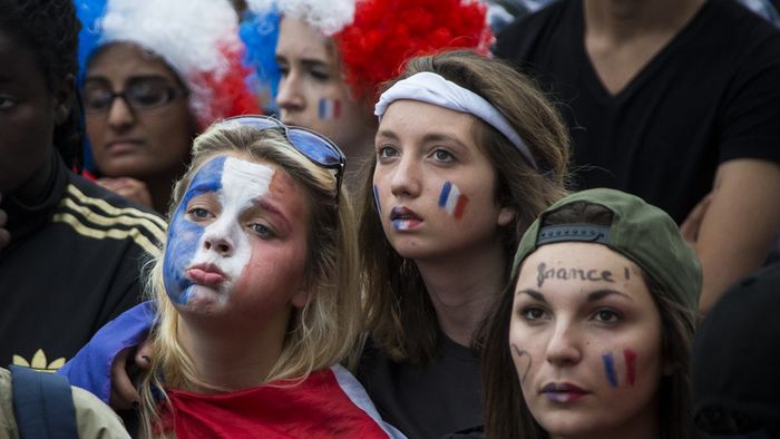 Naționala Franței a primit o nouă lovitură după eliminarea de la Mondial. O femeie a agitat din nou apele în vestiarul "cocoșilor"