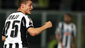 Torje are șanse tot mai mari să rămână la Udinese! "Mutarea la Hamburg a căzut"