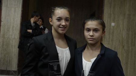 Iordache și Bulimar, nucleul viitoarei echipe de gimnastică a României!** Ce spun de anul 2012 și ce dorințe și-au pus pentru 2013
