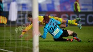 CSU îl atacă pe Tudor și pe site-ul oficial. Scrisoare deschisă pentru "Brad Pitt": "Dacă dai pe "Google" propoziția asta, nu găsești vreun rezultat"