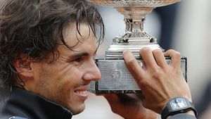 Nadal poate răsufla ușurat!** Ceasul de lux furat din apartamentul său a fost găsit, iar hoțul arestat