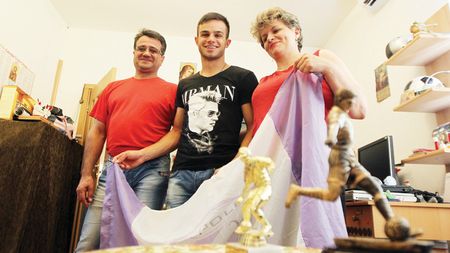 Vitezistul de pe Bega! L-au avut pe Bărbuț în curte dar l-au refuzat. Ce timp a scos "noul Torje" pe cei 60 de metri spre poarta lui Dinamo