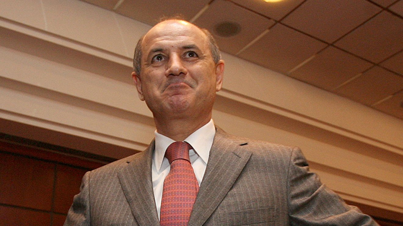 Copos domnește peste Hilton