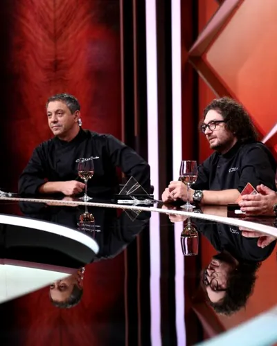O nouă “casă” în sezonul 10 ”Chefi la cuțite”, de la Antena 1  