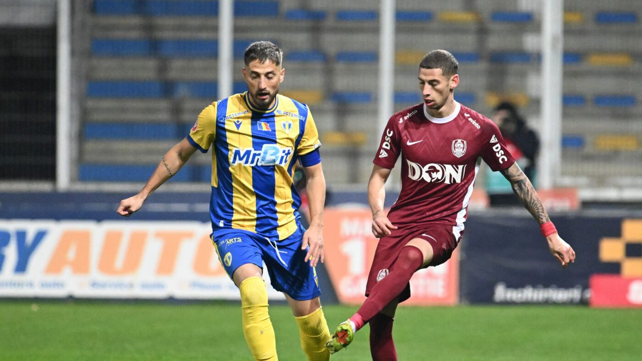 Nemaivăzut! Gest grosolan al fotbalistului de la CFR, care, plin de furie, i-a distrus cu piciorul laptopul unui fotograf