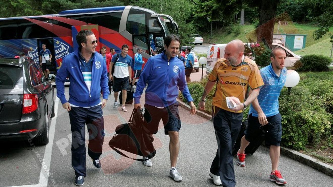 FOTO EXCLUSIV** Steliștii au ajuns în Austria! Vezi programul din cantonament