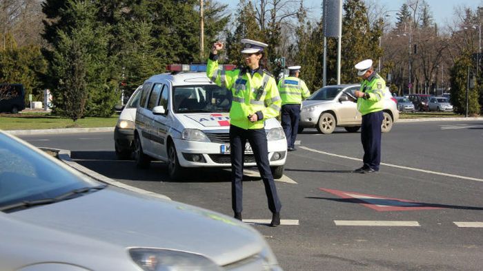 Restricții de circulație în Capitală din cauza concertului Bon Jovi și a meciului Dinamo - Craiova