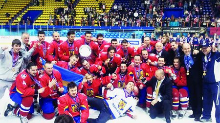 Dezvăluiri incredibile!** Naționala României a pozat la CM din Croația cu steagul secuiesc iar juniorii au avut crose cu semnul Ungariei: "E PUTREGAI mare"