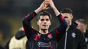 Ce notă a luat Ianis Hagi, după ce a intrat în minutul 76 al meciului Fenerbahce - Rangers 1-3