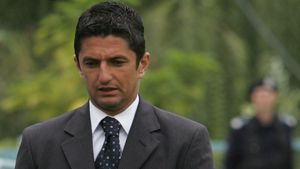Lucescu Jr.: "E greu ca strănii să renunțe la cetățenia lor pentru a evolua la naționala României"