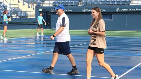 ITIA va lua foc! Simona Halep a participat la un eveniment din tenis, în ciuda suspendării! Cum a apărut românca pe arena centrală a unui turneu de top: „Fericită!" GALERIE FOTO