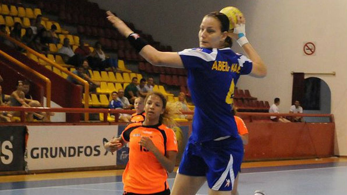 Noi mărturii în Cazul "Migrația". "Avem dulapul plin de echipamente. Că fetele au primit patru tricouri și un șort, nu înseamnă că ai sponsorizat echipa"