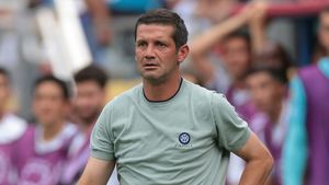 „Revoluția lui Chivu”. Cele două „lumi” diferite pe care le are în vestiarul „burdușit” cu vedete de la Inter