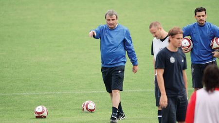 "Am semnat pe un an!"** VEZI ce i-a promis Becali lui Stoichiță!