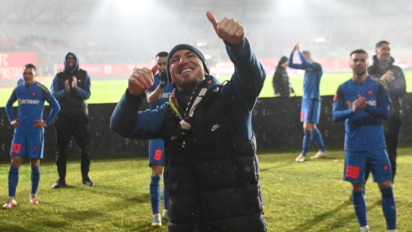 Reacția suporterilor, după ce Deian Sorescu a sărbătorit cu galeria lui FCSB și a purtat eșarfă anti-Dinamo: „A venit omul să joace fotbal la Steaua. Bravo lui!”