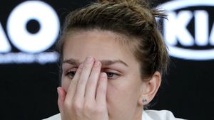 Simona Halep a pus-o la punct definitiv pe Caroline Wozniacki după revenirea în România: „Dacă nu înțelege, să i se traducă!”