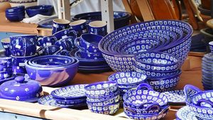 A dat 35 de dolari pentru un castron, la un târg de vechituri, dar ce avea să descopere apoi e din alt film! A fost la un pas să leșine când a aflat cât costă de fapt „blidul” din porțelan