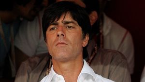 Low: "Am vrut să demisionez"