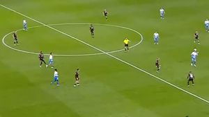 Arbitrul VAR de la Craiova – Dinamo 2-1, SUSPENDAT tot sezonul după greșeala gravă? „Nu-l vom mai vedea în acest campionat!”