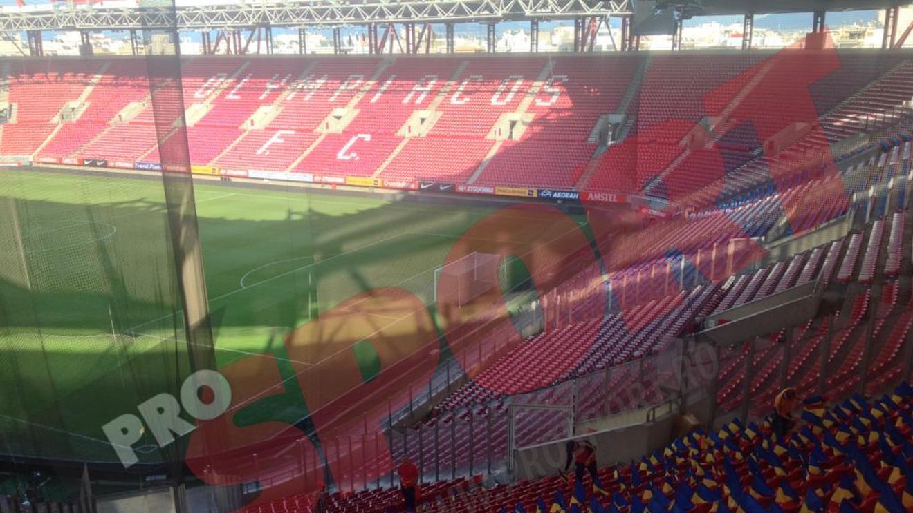 FOTO EXCLUSIV Fanii naționalei au pregătit coregrafia pentru partida din această seară