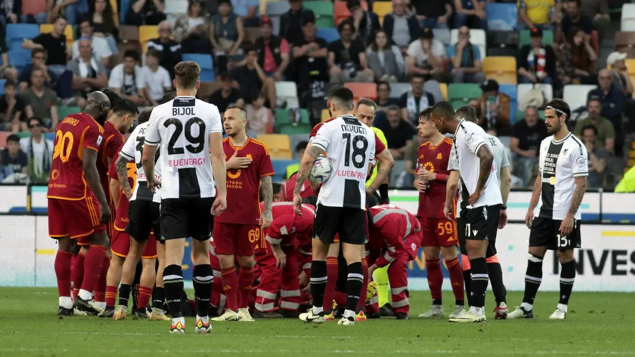 Zi blestemată în Europa: al treilea jucător care se prăbușește pe teren și e aproape de o tragedie! Meciul Udinese - Roma s-a oprit definitiv în minutul 70, după ce fotbalistul oaspeților a dus mâna la inimă și a căzut pe gazon. VIDEO