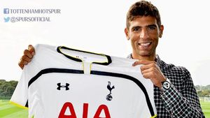 OFICIAL | Federico Fazio este jucătorul lui Tottenham. Fundașul central a semnat un contract pe patru sezoane 