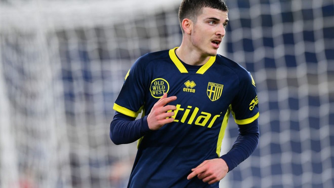 Antrenorul Parmei, preocupat de situația lui Valentin Mihăilă: „Trebuie să vedem cum va evolua, nu să pasăm responsabilitățile!”