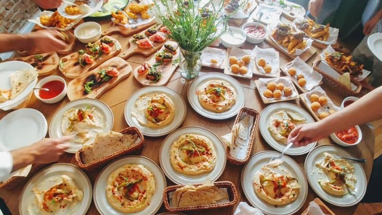 S-a aflat care este meniul special care i-a ajutat pe jucătorii Craiovei să ajungă în frunte. „Nu îl voi schimba, că sunt pe primul loc” | VIDEO