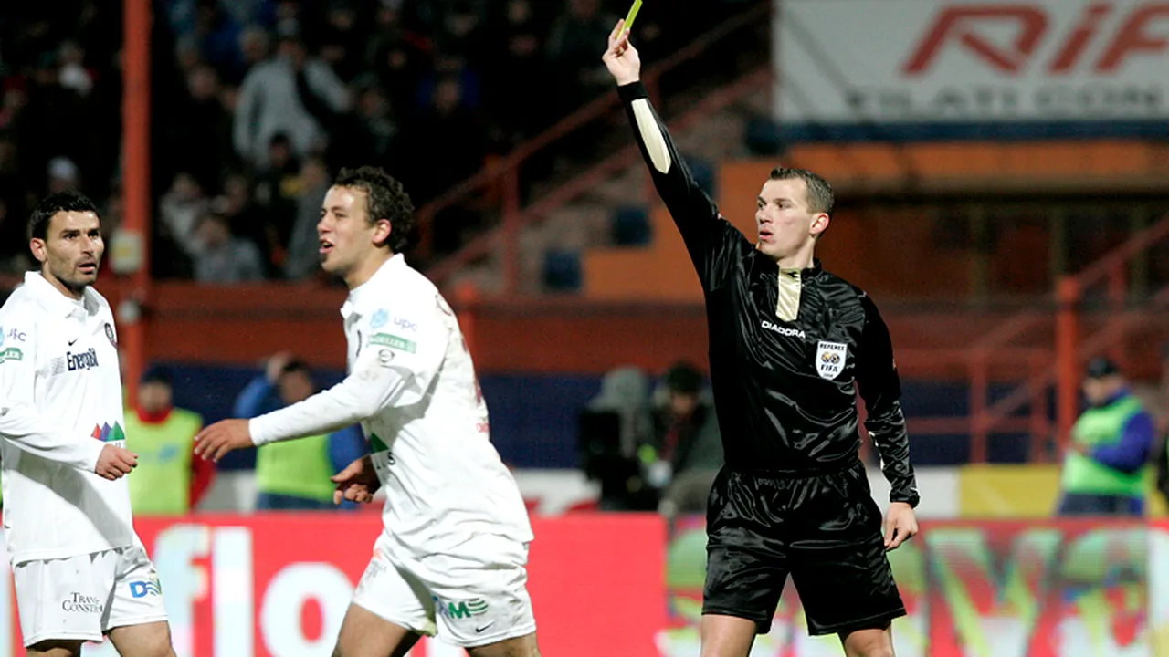 Brigada de arbitri a meciului Dacia Mioveni - CFR