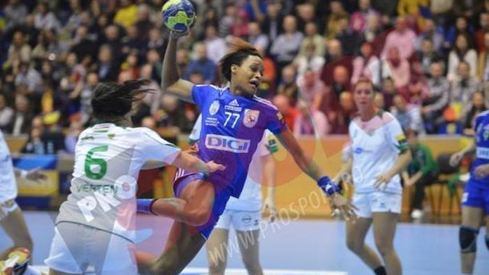 Au tremurat, dar au câștigat! Ferencvaros - Zvezda 35-34