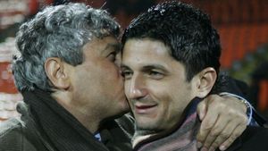 Mircea Lucescu a explicat bucuria moderată a lui Răzvan după câștigarea titlului. Comparația cu Pep Guardiola și un "must" pentru PAOK în sezonul următor