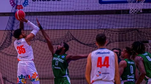 CSM Oradea, victorie cu Sporting Lisabona şi intră în sferturile FIBA Europe Cup de pe locul I al grupei K! Orașul a primit onoarea de a găzdui un turneu important