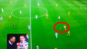 John Terry, aproape de golul carierei! VIDEO - A încercat să surprindă portarul de la 60 de metri