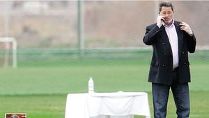 „Mister" achită nota