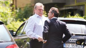 Gigi Becali dă lovitură după lovitură!** "I-am făcut figura Rapidului, așa cum le-am tras-o dinamoviștilor, în iarnă, cu Pîrvulescu"