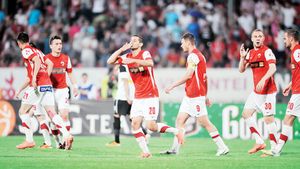 Dinamo își ia golgheter din Liga 2!** Un fundaș și un atacant de la Poli Timișoara se pregătesc să devină "câini"