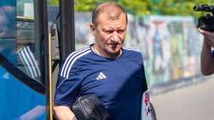 Dorinel Munteanu atacă arbitrajul, după Voluntari - Oțelul 1-1: „A văzut toată România”