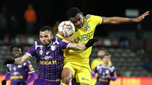 Dezvăluiri despre haosul care a cuprins un club din Superliga: „L-au adus pe Messi al antrenorilor și și-au bătut joc de noi! Au fost într-o vacanță continuă!” | EXCLUSIV