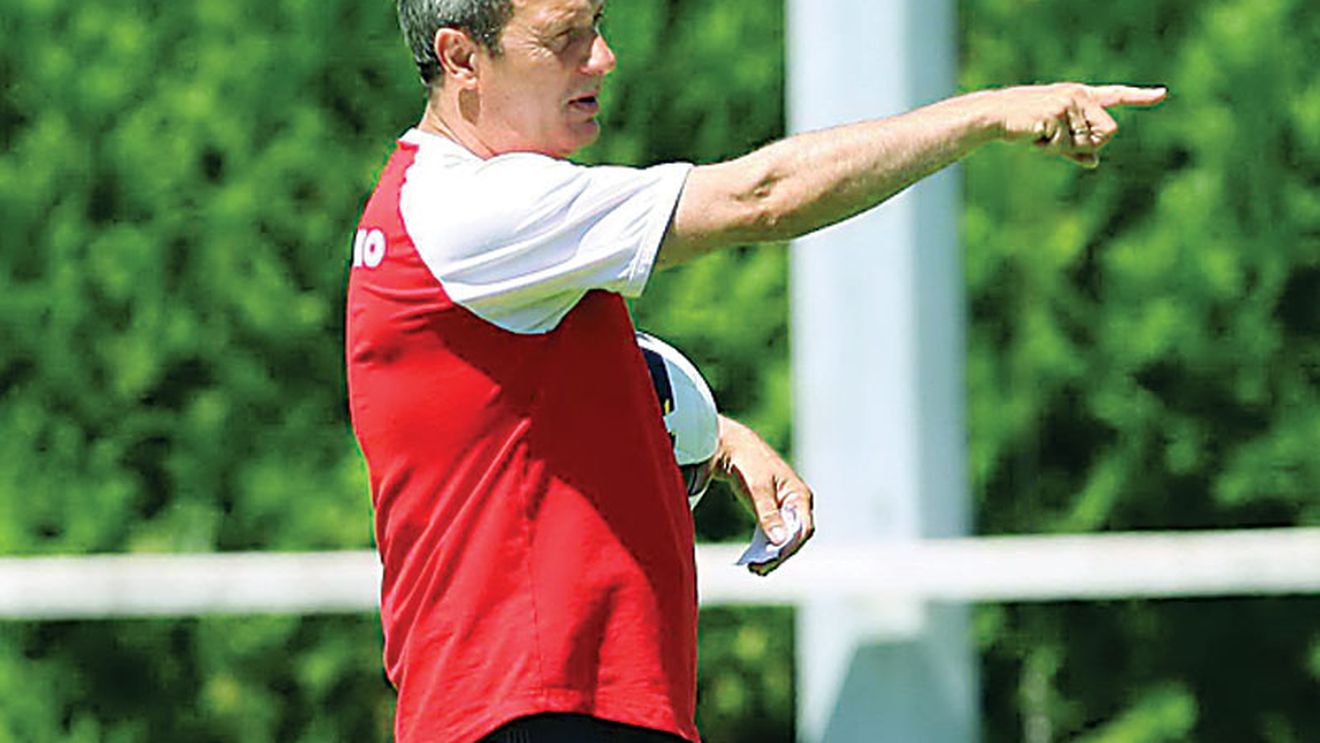 Rednic: "Este vina mea și a conducerii că nu am urgentat transferurile"